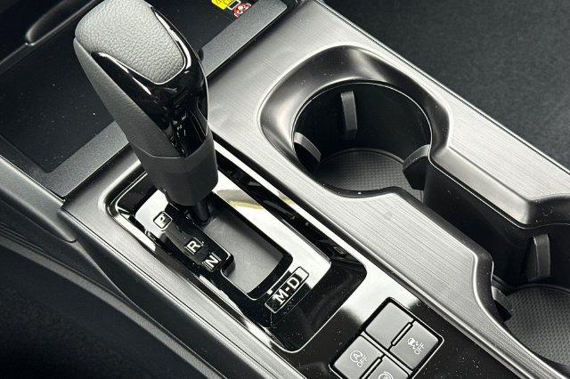 New 2026 Subaru Outback Limited AWD/4WD image 19