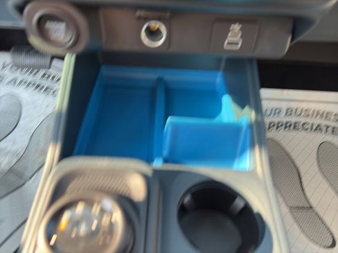 New 2025 Ford Maverick XLT w/ XLT Luxury Package image 23