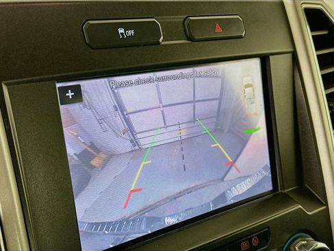 Used 2019 Ford F350 Lariat w/ Chrome Package image 14