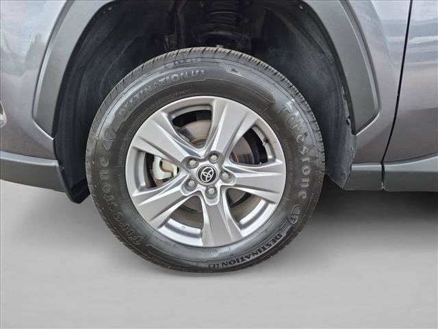 Used 2022 Toyota RAV4 XLE w/ Convenience Package AWD/4WD image 24