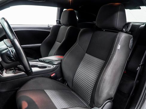 Used 2022 Dodge Challenger R/T image 14