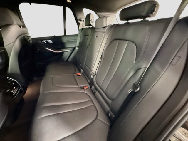 Used 2022 BMW X5 sDrive40i RWD image 24