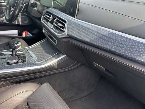 Used 2020 BMW X5 M50i w/ Executive Package image 23