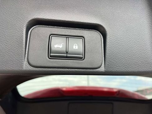 Used 2023 Nissan Rogue SL w/ SL Premium Package AWD/4WD image 16