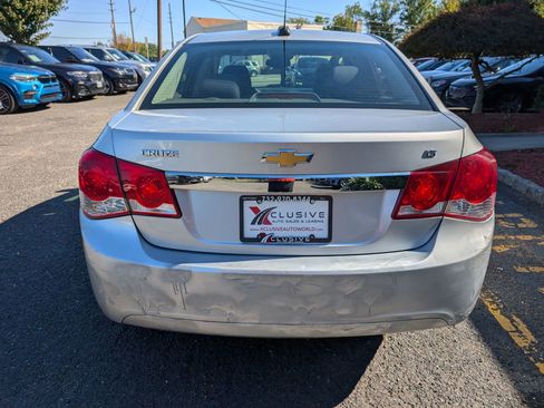 Used 2015 Chevrolet Cruze LT image 6