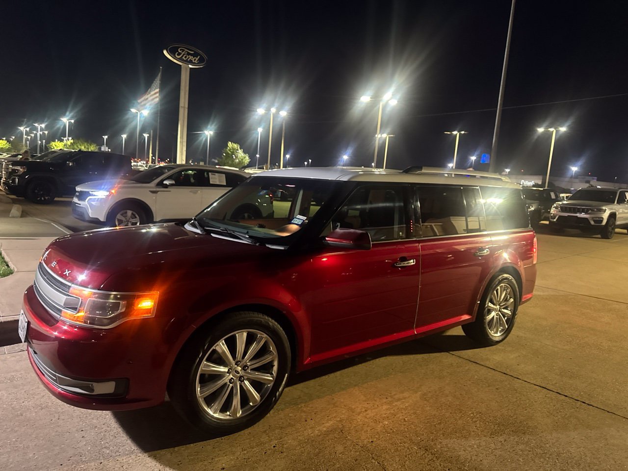 Used 2014 Ford Flex Limited w/ Equipment Group 301A FWD image 1