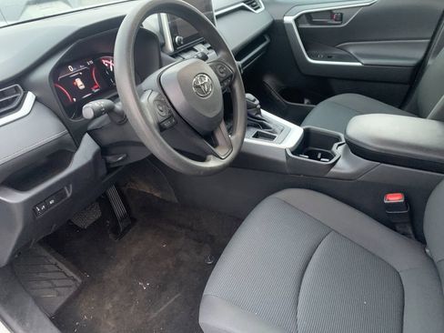 Used 2023 Toyota RAV4 LE image 10