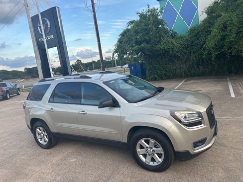 Used 2015 GMC Acadia SLE FWD image 10