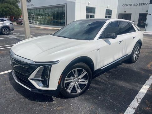 Certified 2024 Cadillac Lyriq Tech w/ Driver Assist Package RWD image 1