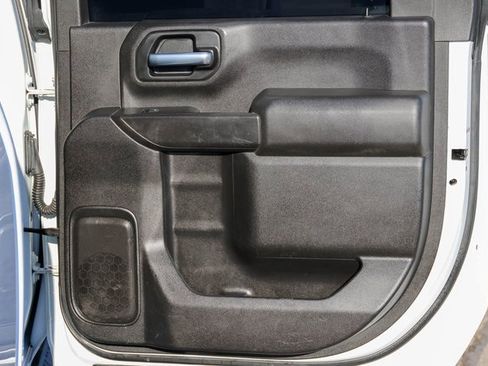 Used 2022 Chevrolet Silverado 2500 LT image 16