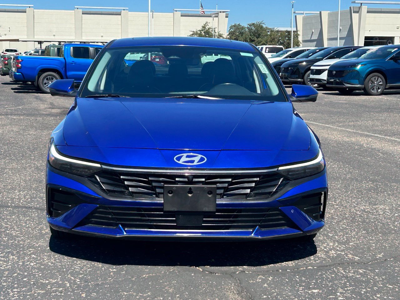 Used 2024 Hyundai Elantra Limited FWD image 9