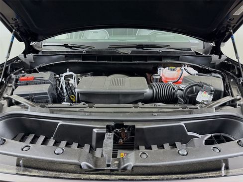 New 2026 GMC Yukon XL AT4 Ultimate w/ LPO, Floor Liner Package AWD/4WD image 27