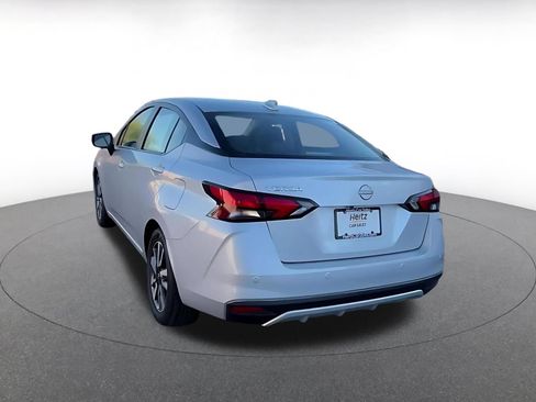 Used 2025 Nissan Versa SV FWD image 11