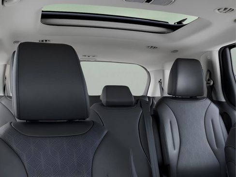 New 2026 Kia Carnival SX image 28