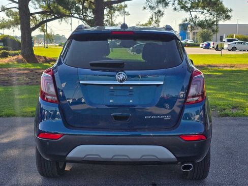 Used 2019 Buick Encore Essence w/ Safety Package II AWD/4WD image 4