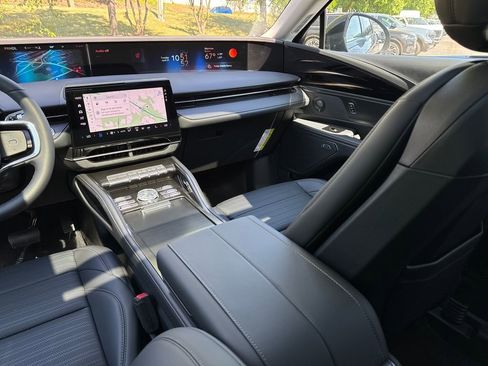 New 2026 Lincoln Nautilus Reserve AWD/4WD image 31