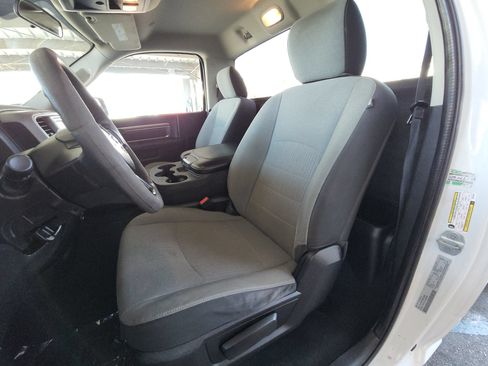 Used 2022 RAM 1500 Tradesman w/ Chrome Plus Package RWD image 13