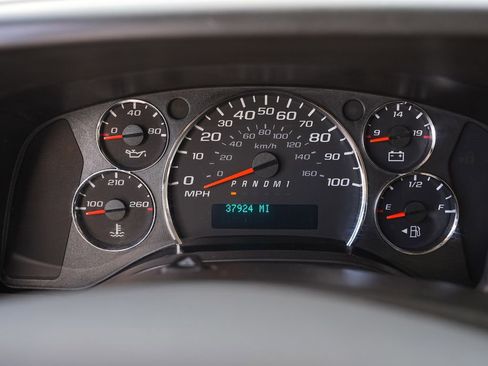 Used 2017 Chevrolet Express 2500 LS RWD image 29
