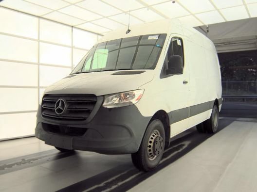 Used 2020 Mercedes-Benz Sprinter 3500 w/ Driver Convenience Package image 4