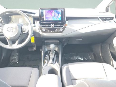 Used 2023 Toyota Corolla LE FWD image 10