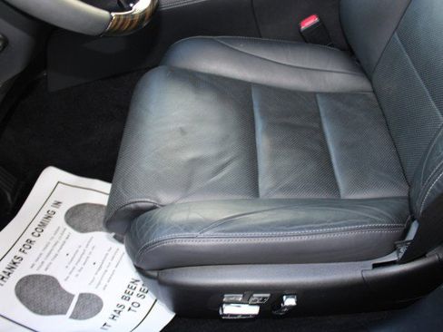 Used 2017 Lexus LS 460 image 22