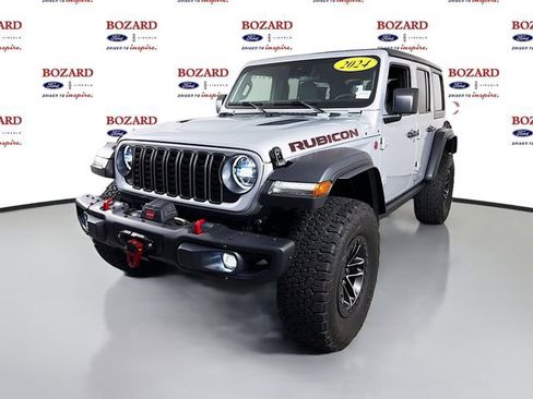 Used 2024 Jeep Wrangler Unlimited Rubicon w/ XTREMEE 35" Tire Package AWD/4WD image 4