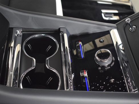 New 2024 Rolls-Royce Spectre w/ Spectre Launch Package image 22