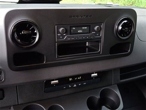 New 2025 Mercedes-Benz Sprinter 2500 image 12