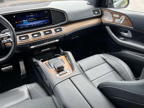 Certified 2025 Mercedes-Benz GLS 450 4MATIC w/ AMG Line Exterior image 15
