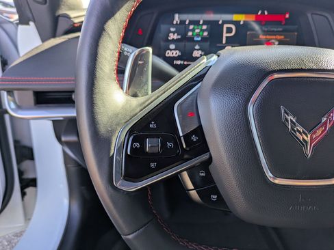 Used 2024 Chevrolet Corvette Stingray Coupe w/ Z51 Performance Package image 20