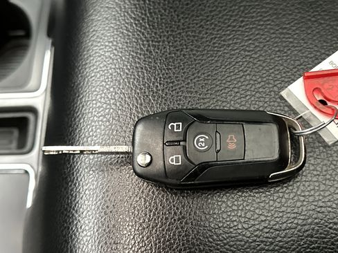 Used 2016 Ford F150 XLT w/ Equipment Group 302A Luxury image 43