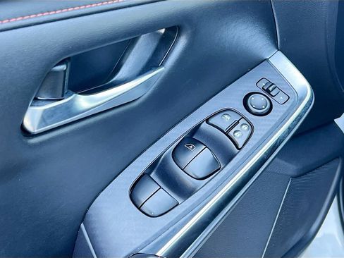 Used 2024 Nissan Sentra SR FWD image 17
