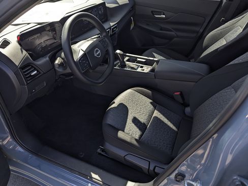 New 2026 Nissan Sentra SV w/ Floor Mat Package image 9