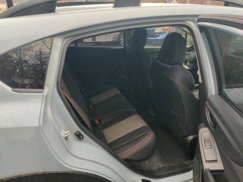 Used 2019 Subaru Crosstrek 2.0i Premium w/ Eyesight System image 14