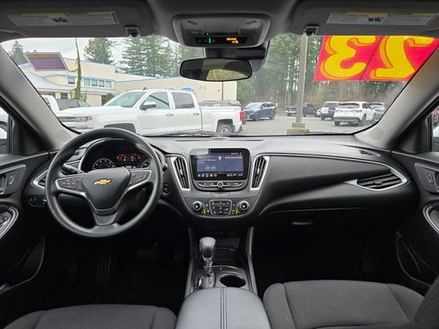 Used 2023 Chevrolet Malibu LT image 6
