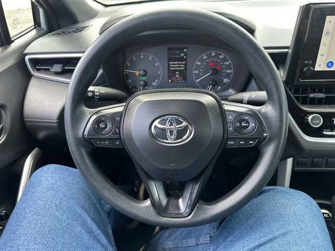 Used 2024 Toyota Corolla Cross AWD Hybrid image 35