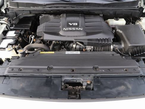 Used 2018 Nissan Titan PRO-4X image 3