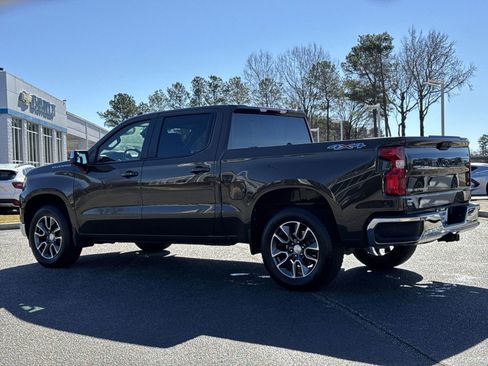 Used 2024 Chevrolet Silverado 1500 LT image 8