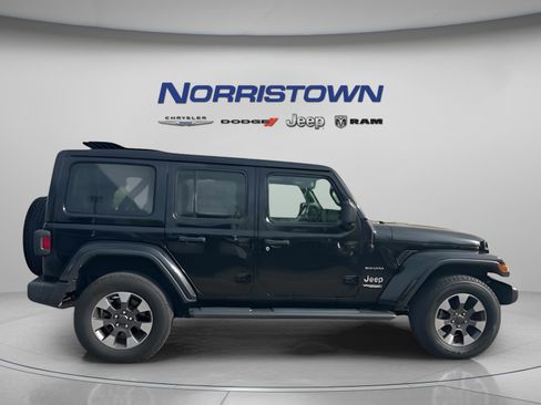 Certified 2022 Jeep Wrangler Unlimited Sahara w/ Cold Weather Group image 7