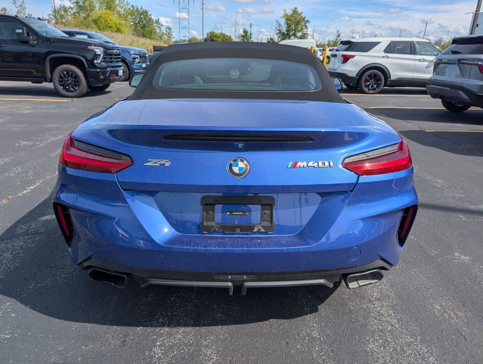 Used 2025 BMW Z4 M40i w/ Premium Package RWD image 8
