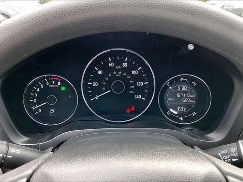 Used 2017 Honda HR-V EX image 26