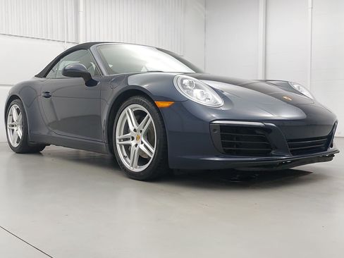 Used 2018 Porsche 911 Carrera RWD image 9