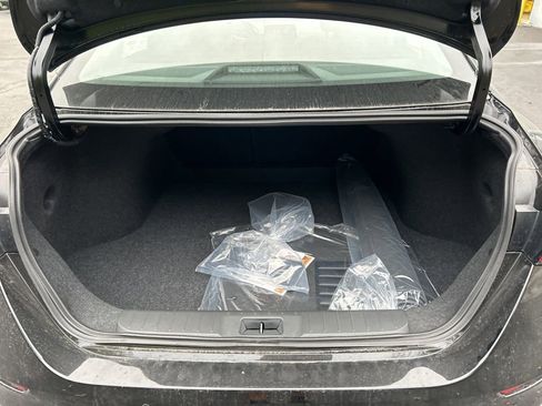 New 2025 Nissan Sentra S image 40