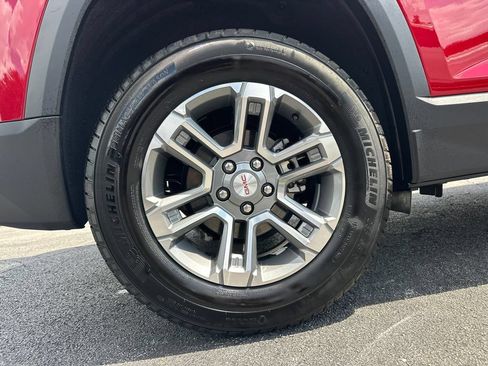Used 2025 GMC Terrain Elevation FWD image 18