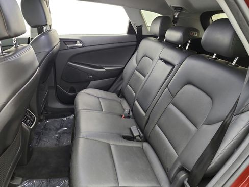 Used 2019 Hyundai Tucson Limited w/ Cargo Package FWD image 13