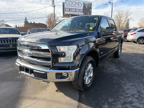 Used 2015 Ford F150 Lariat w/ Equipment Group 502A Luxury image 2