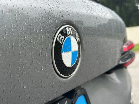 Used 2025 BMW X5 xDrive40i w/ M Sport Package AWD/4WD image 13