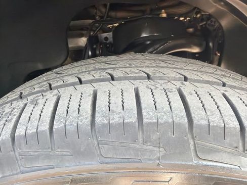 Used 2020 Ford F150 Lariat AWD/4WD image 10