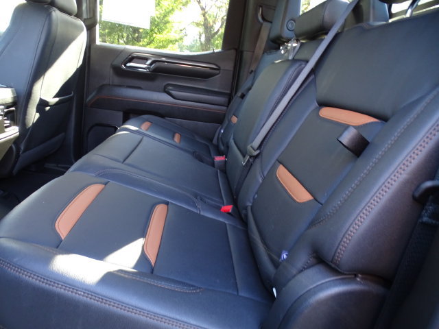 Certified 2024 GMC Sierra 1500 AT4 w/ Technology Package AWD/4WD image 4