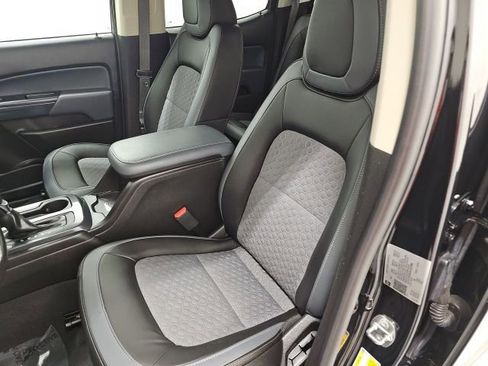 Used 2022 Chevrolet Colorado Z71 image 15
